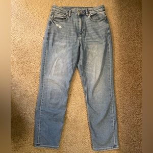 American Eagle Mom Jean